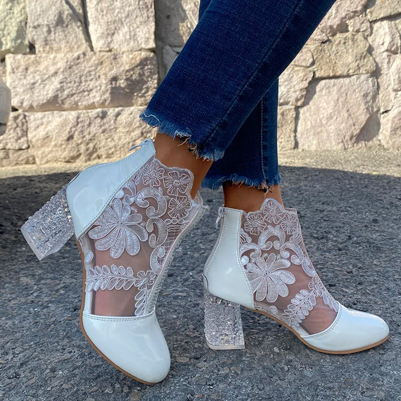 Bota Etéreo Milagro en Blanco – Marbella